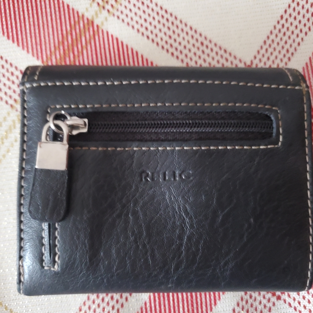 Relic Black Leather Key & Card Holder - Picture 2 of 4